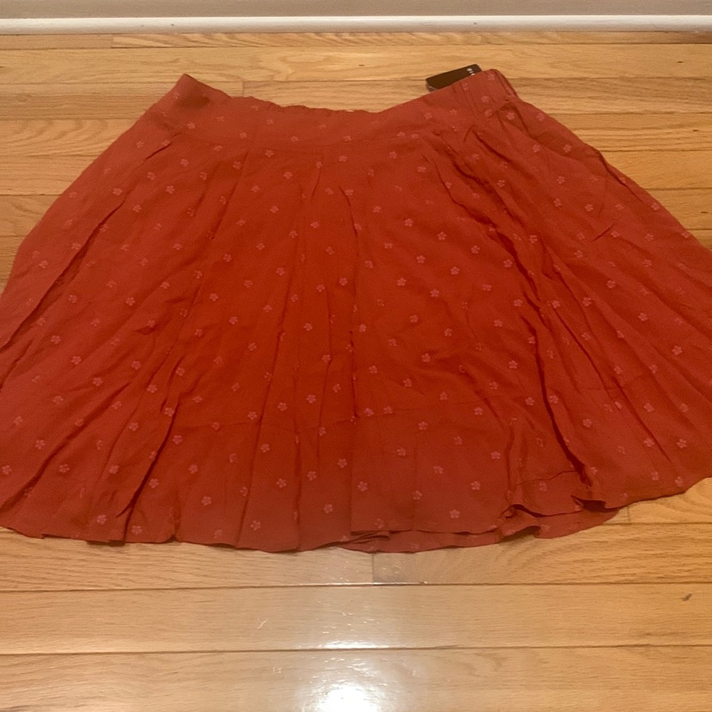 NWT summer skirt in orange from Torrid 14-16